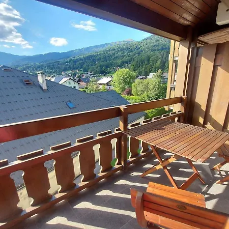 Renove Au Centre De Samoens, Avec Balcon, Parking Et Acces Bus A 150m - Fr-1-624-106 Apartment