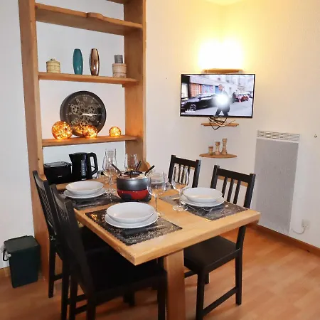 Renove Au Centre De Samoens, Avec Balcon, Parking Et Acces Bus A 150m - Fr-1-624-106 Samoens