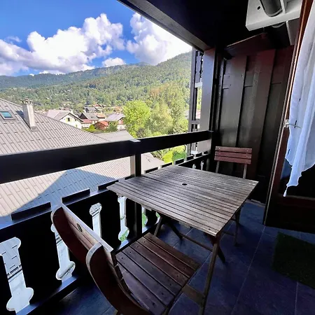Rénové Au Centre Avec Balcon Et Parking - Fr-1-624-106 Appartement *